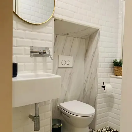 Apartamento Bright Alfama Studio With Ac Lisboa